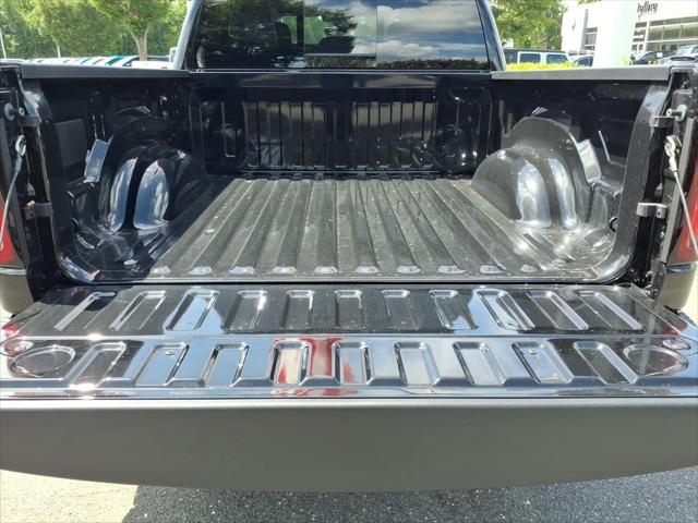 2026 Ram 1500 Express Crew Cab 4x4 57 Box