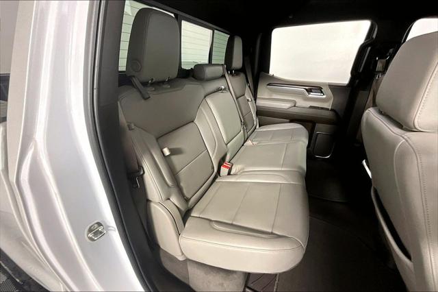 Used 2024 GMC Sierra 1500 4WD Crew Cab Short Box SLT For Sale in Olive Branch, MS