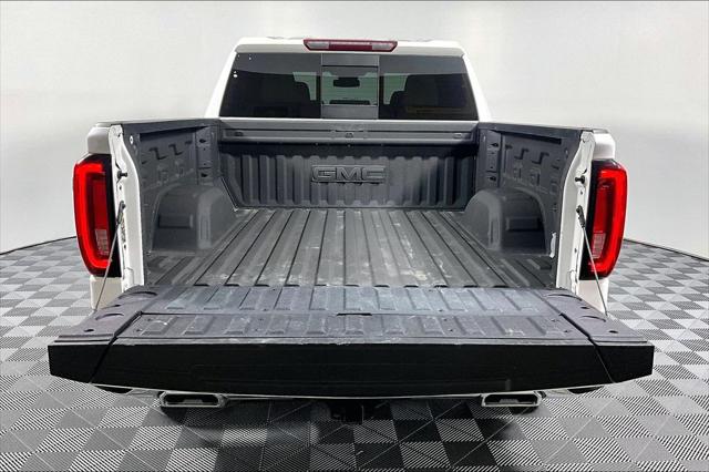 Used 2024 GMC Sierra 1500 4WD Crew Cab Short Box SLT For Sale in Olive Branch, MS