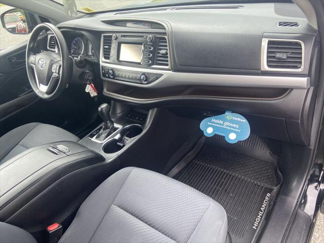 2019 Toyota Highlander LE