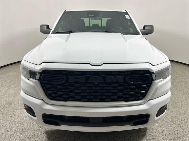 2026 RAM 1500 RAM 1500 EXPRESS CREW CAB 4X2 57 BOX