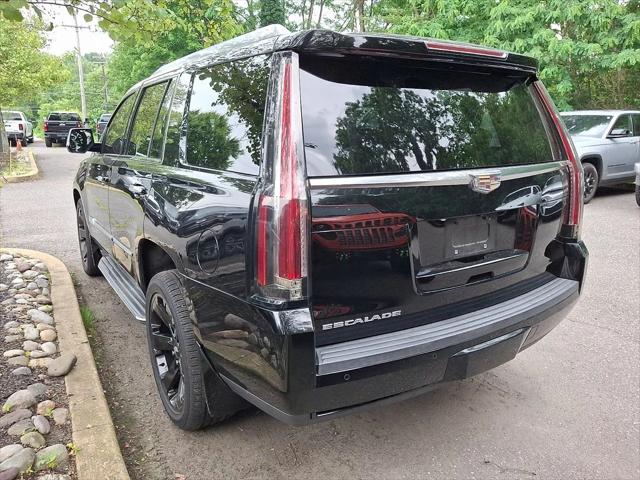 2016 Cadillac Escalade Luxury Collection 2016 Cadillac Escalade Luxury Collection