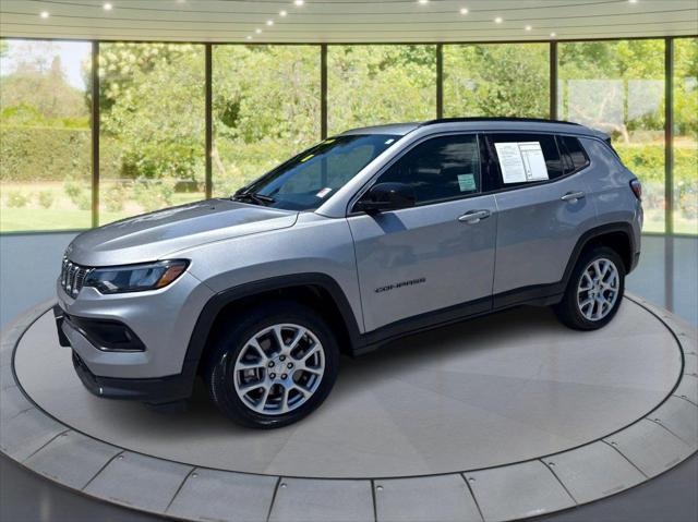 2024 Jeep Compass Latitude Lux FWD