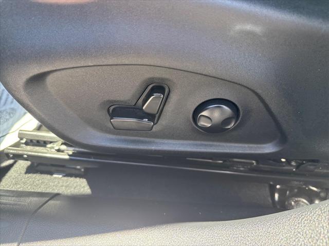 2024 Jeep Compass Latitude Lux FWD