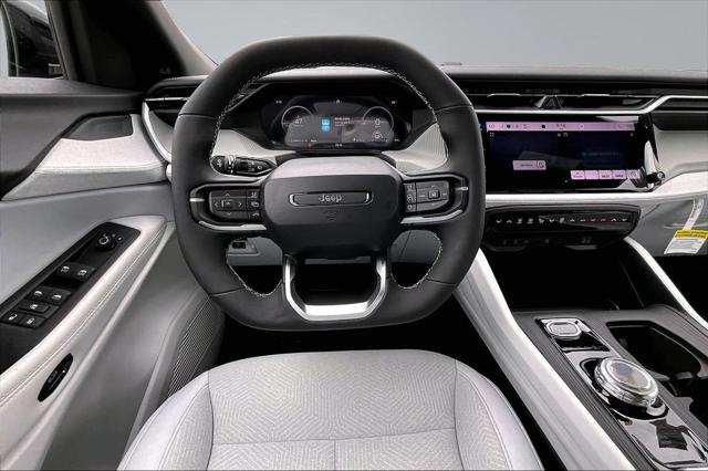 2026 Jeep Cherokee Laredo 4x4