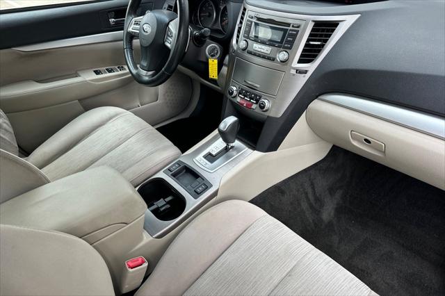 2013 Subaru Legacy 2.5i Premium