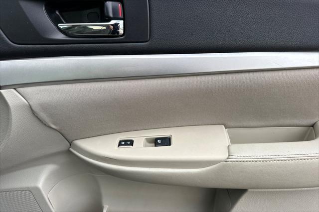 2013 Subaru Legacy 2.5i Premium