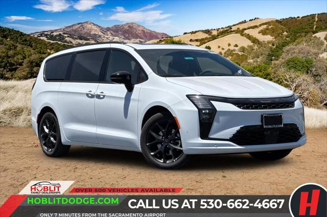 2027 Chrysler Pacifica Limited for sale in Woodland, CA