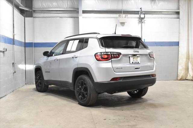 Used 2025 Jeep Compass Latitude 4x4 For Sale in Toledo, OH