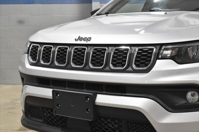 Used 2025 Jeep Compass Latitude 4x4 For Sale in Toledo, OH