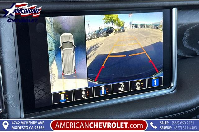 2023 GMC Yukon 4WD Denali