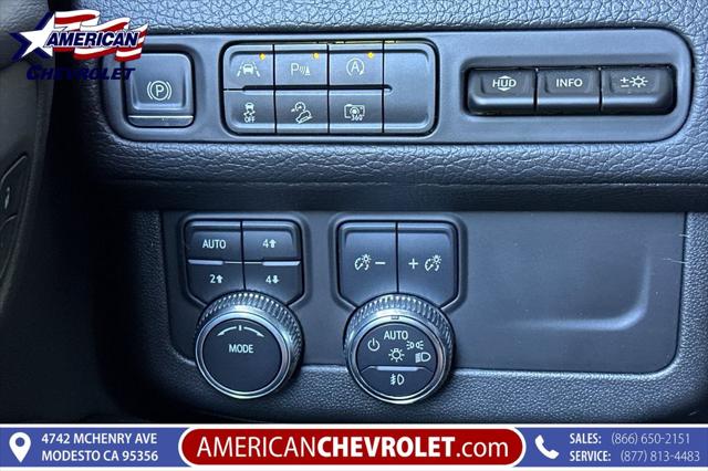 2023 GMC Yukon 4WD Denali