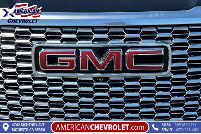 2023 GMC Yukon 4WD Denali