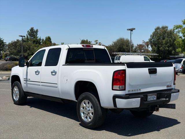 2011 GMC Sierra 3500HD Denali