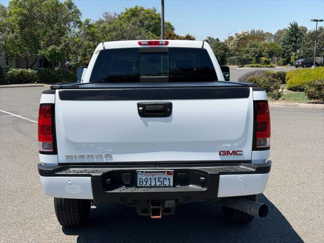 2011 GMC Sierra 3500HD Denali