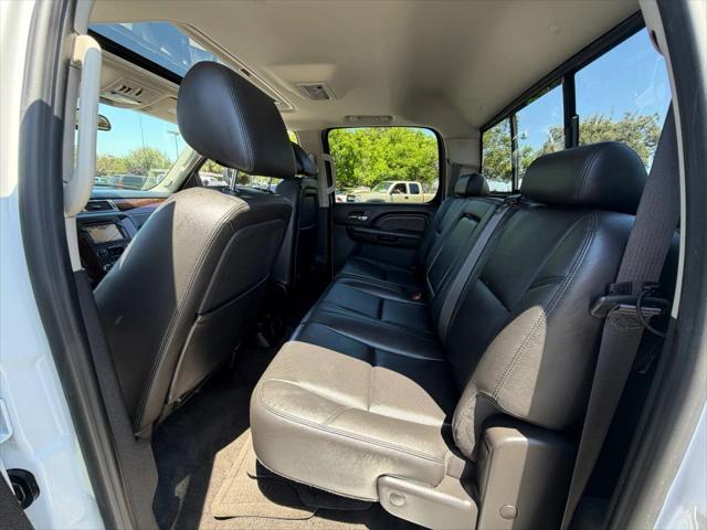2011 GMC Sierra 3500HD Denali
