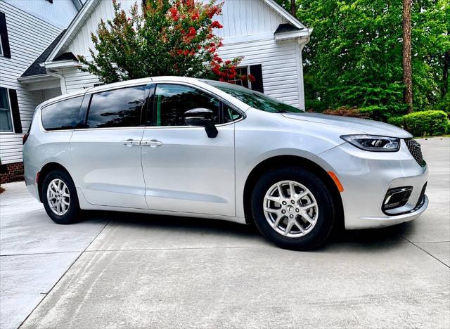 2024 Chrysler Pacifica Touring L for sale in Laurinburg, NC