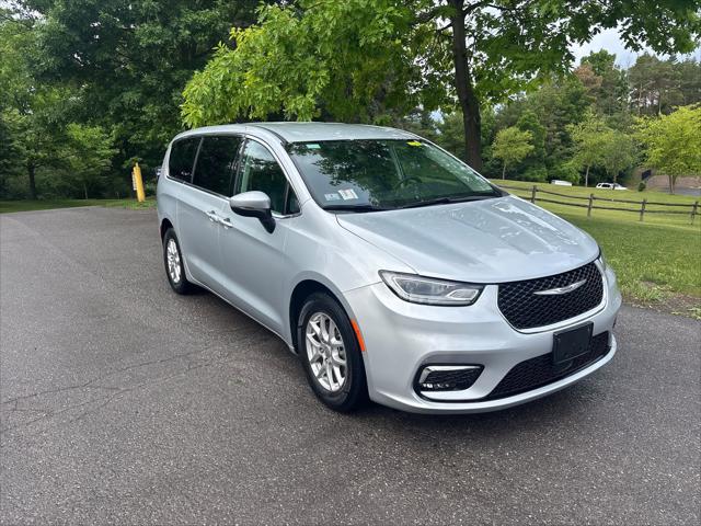 2023 Chrysler Pacifica Touring L for sale in Altoona, PA