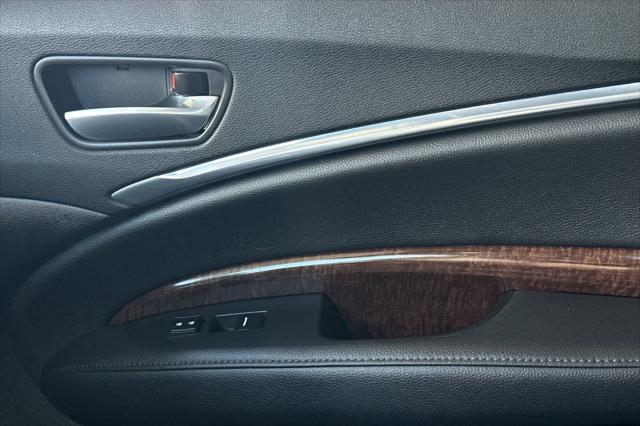 2017 Acura MDX w/Technology Package