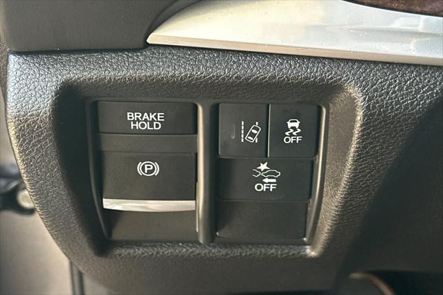 2017 Acura MDX w/Technology Package