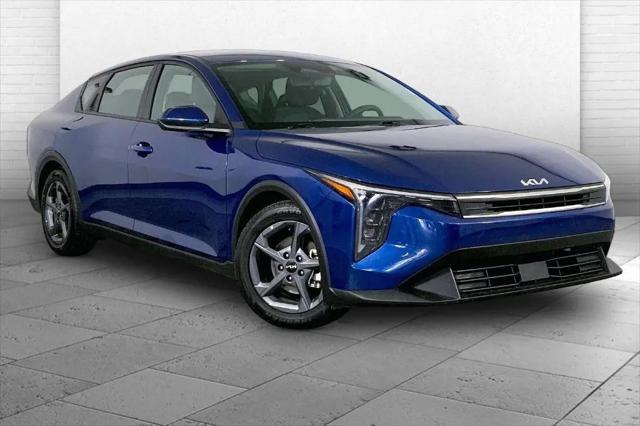 2025 Kia K4 LXS for sale in Independence, MO