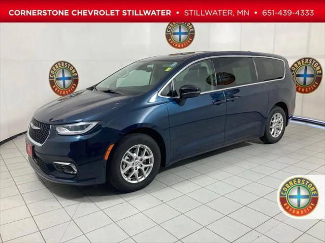 2024 Chrysler Pacifica Touring L for sale in Stillwater, MN