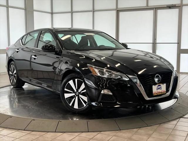 2022 Nissan Altima SV FWD for sale in Crystal Lake, IL