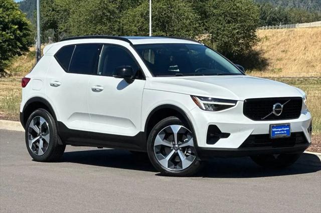 2023 Volvo XC40 B5 Plus Dark Theme for sale in Eugene, OR