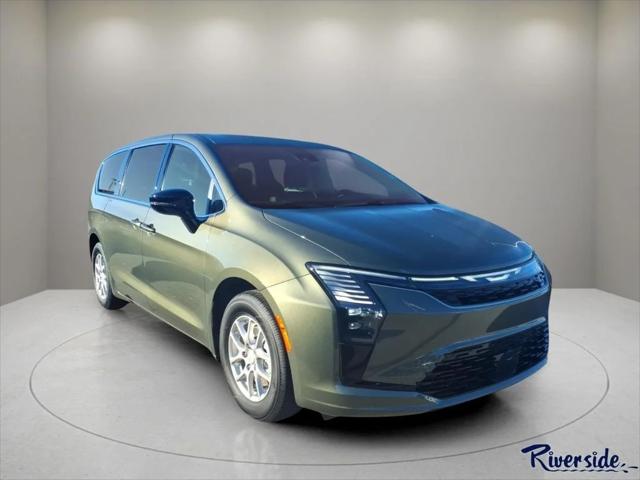 2027 Chrysler Pacifica Select for sale in New Bern, NC