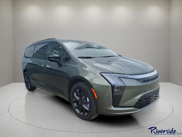 2027 Chrysler Pacifica Limited for sale in New Bern, NC