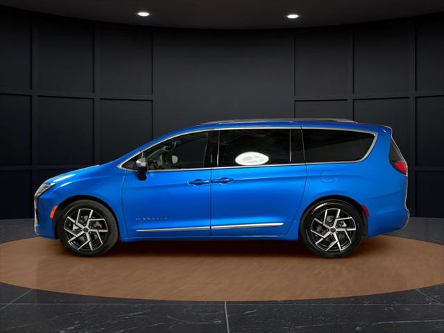 2027 Chrysler Pacifica PACIFICA PINNACLE