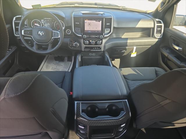 2026 RAM 1500 RAM 1500 EXPRESS CREW CAB 4X4 57 BOX