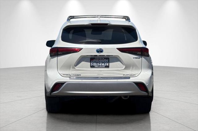 2020 Toyota Highlander Hybrid Platinum