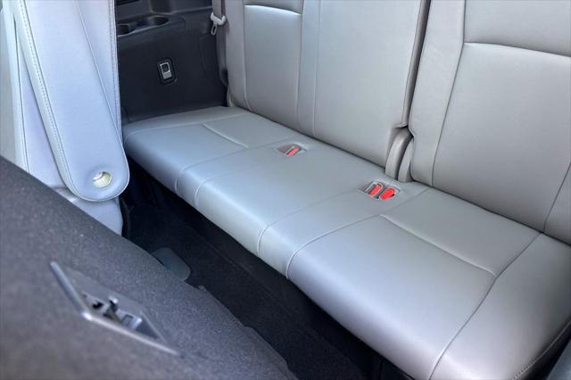 2020 Toyota Highlander Hybrid Platinum