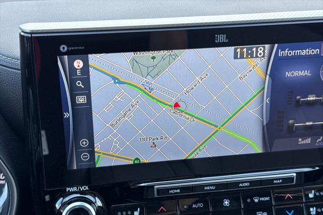 2020 Toyota Highlander Hybrid Platinum