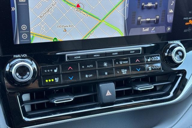 2020 Toyota Highlander Hybrid Platinum