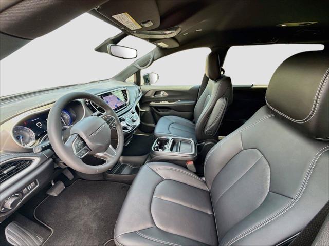 2027 Chrysler Pacifica PACIFICA SELECT AWD 2027 Chrysler Pacifica PACIFICA SELECT AWD