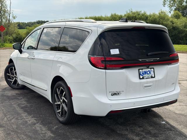 2027 Chrysler Pacifica Pinnacle