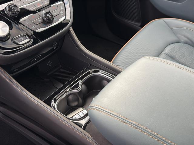 2027 Chrysler Pacifica Pinnacle