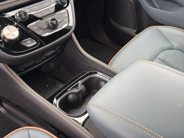 2027 Chrysler Pacifica Pinnacle