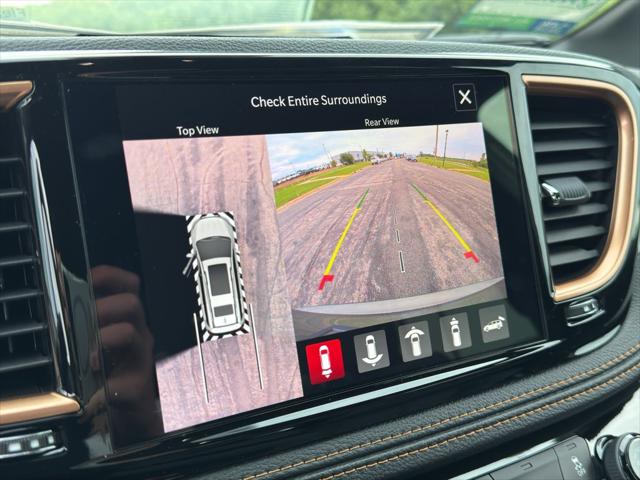 2027 Chrysler Pacifica Pinnacle