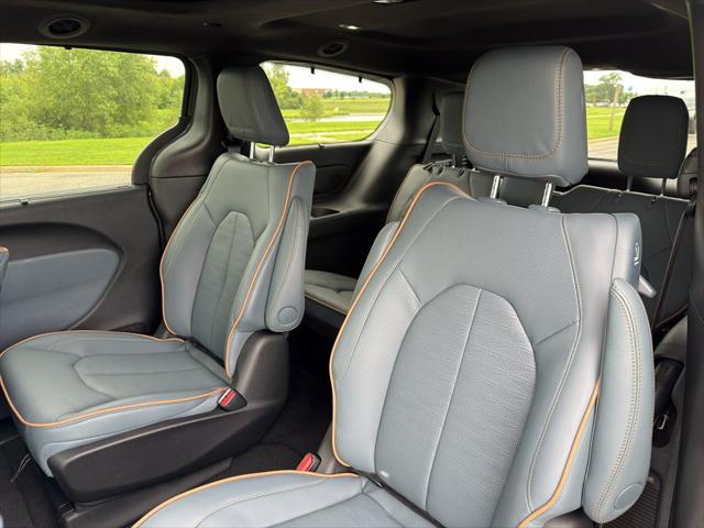 2027 Chrysler Pacifica Pinnacle