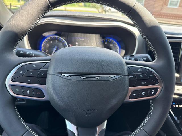 2027 Chrysler Pacifica Limited
