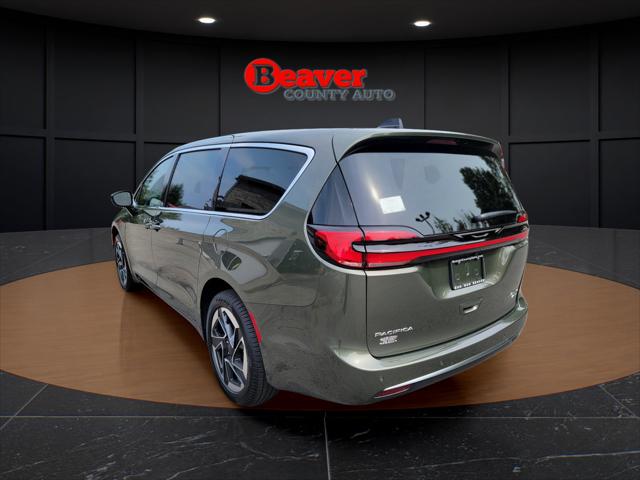 2027 Chrysler Pacifica PACIFICA LIMITED AWD 2027 Chrysler Pacifica PACIFICA LIMITED AWD