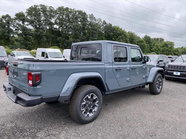 2026 Jeep Gladiator GLADIATOR SAHARA 4X4