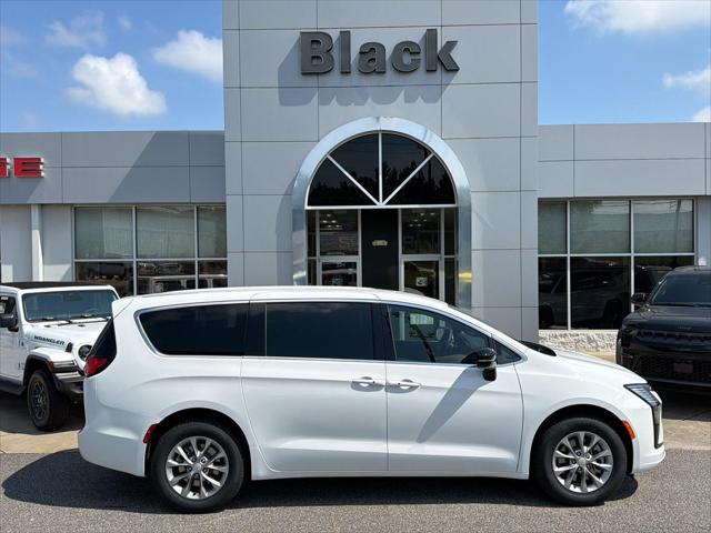 2027 Chrysler Pacifica PACIFICA SELECT AWD 2027 Chrysler Pacifica PACIFICA SELECT AWD