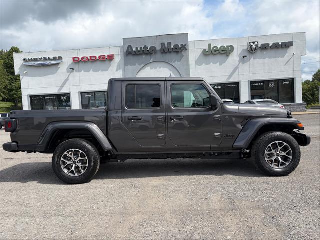 2026 Jeep Gladiator GLADIATOR SPORT S 4X4 2026 Jeep Gladiator GLADIATOR SPORT S 4X4