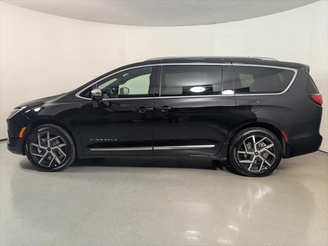 2027 Chrysler Pacifica Pinnacle
