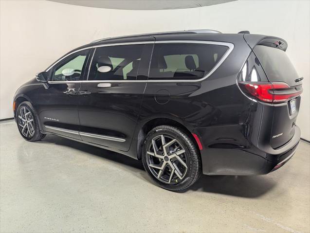 2027 Chrysler Pacifica Pinnacle