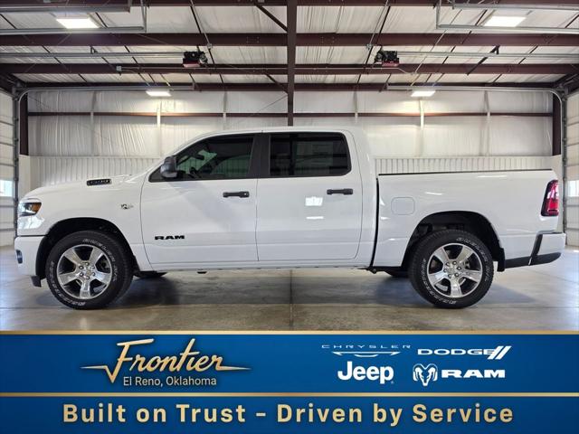 2026 RAM 1500 RAM 1500 EXPRESS CREW CAB 4X4 57 BOX